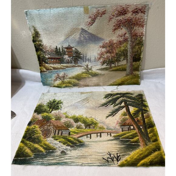2 ANTIQUE CHINESE EXPORT VELVET FABRIC ARTWORK PICTURE ART LANDSCAPE SCENE - Picture 1 of 4